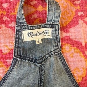 Madewell Denim Jumpsuit. Slim legs
